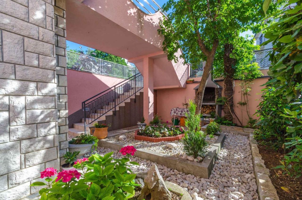 Two-Bedroom Apartment In Crikvenica Xcvii Exterior photo
